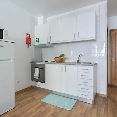 Enchanting Unique Flat - Ace Location Apartment *