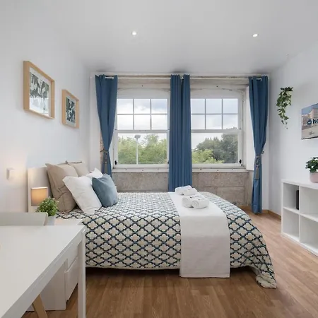 Enchanting Unique Flat - Ace Location * Porto