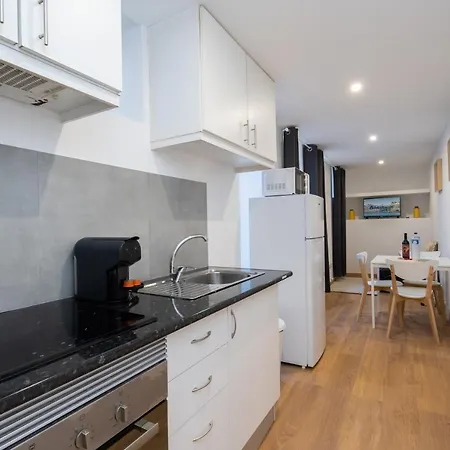 Enchanting Unique Flat - Ace Location * Porto